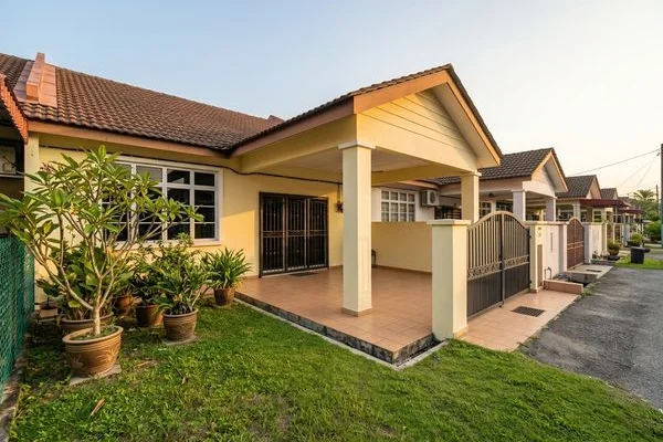 Rumah subsale Taman Ria Jaya